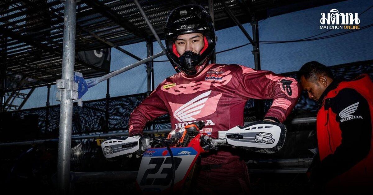 Thailändischer Motocross-Fahrer Nemo-Jirat bereitet sich auf die 7. Runde der All Japan Motocross vor