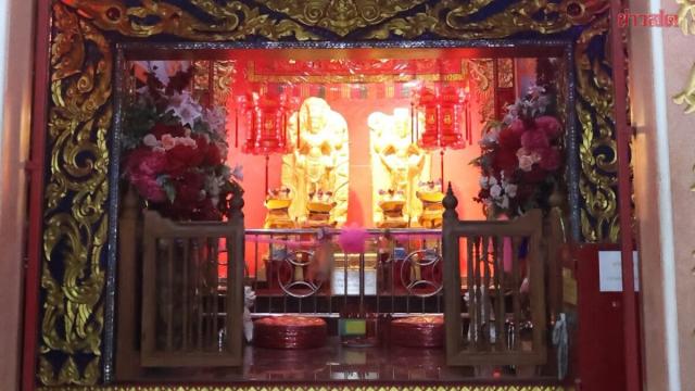 Il Santuario del Pilastro della Città di Suphan Buri ospita la tradizionale cerimonia 'Hiang Pao'