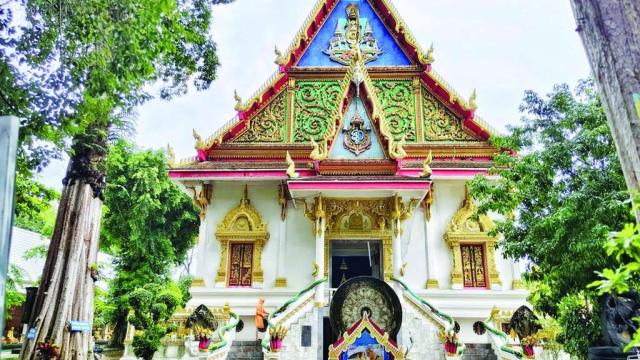 Exploring Wat Marukkhanakhon: A Historic Gem in Nakhon Phanom