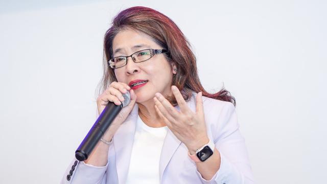 Sudarat Keyuraphan apela ao escrutínio público sobre a próxima decisão da Comissão Eleitoral sobre o Senado