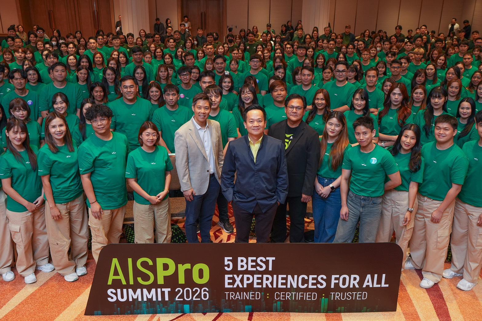 AIS lance le « AIS Pro SUMMIT 2026 » pour améliorer le service client basé sur l'IA