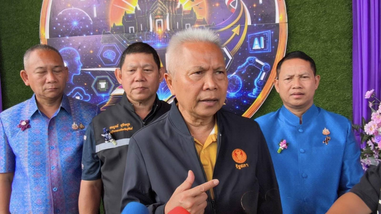Il Presidente della Camera promuove un'iniziativa di apprendimento permanente a Buriram