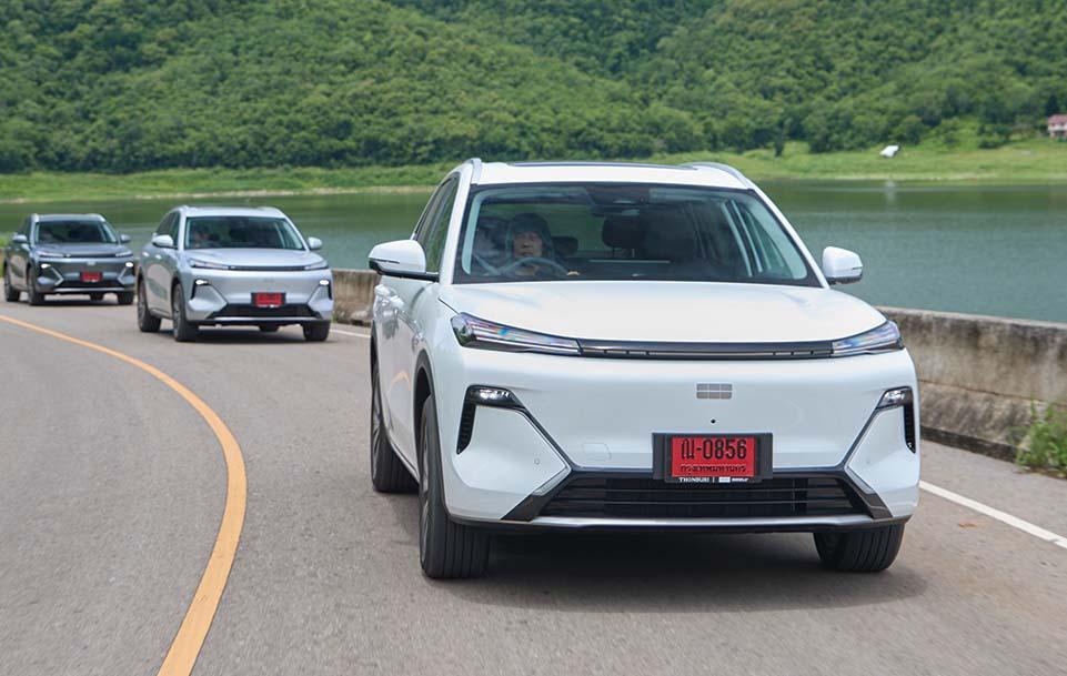 Lancement officiel de la Geely Starray EM-R en Thaïlande