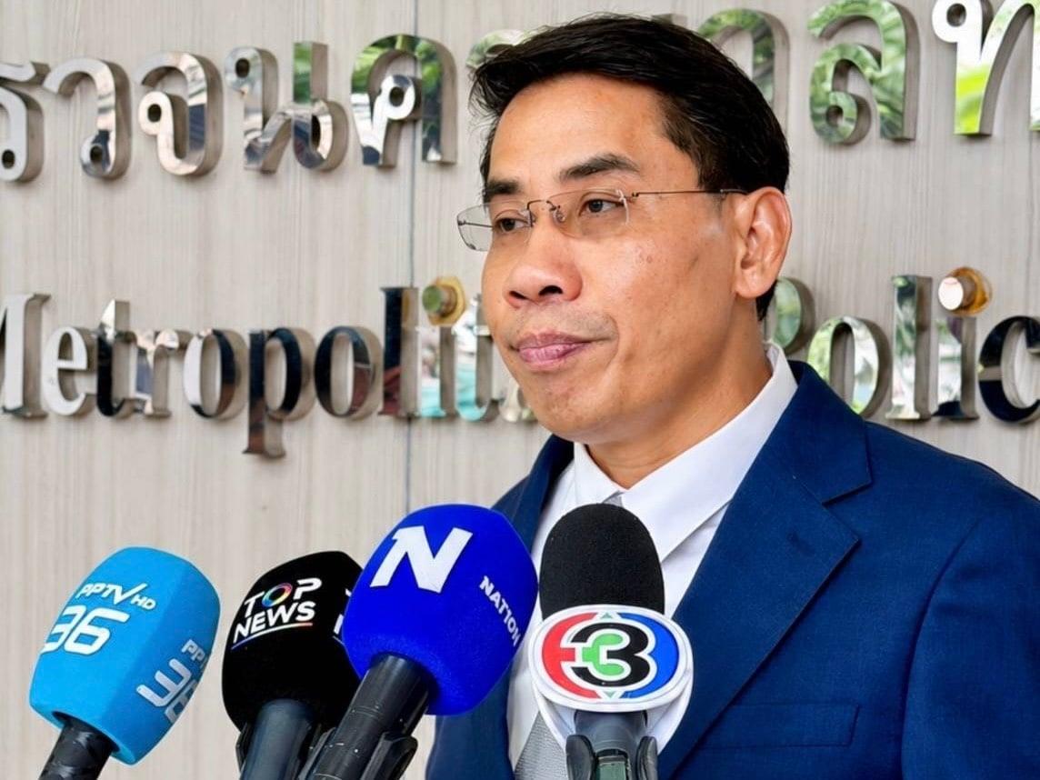 Le Dr Nattawut demande le transfert d'une affaire de fraude à la Division de répression du crime