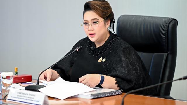Ministerin Supamas stellt 'Dual Value'-Strategie zur Stärkung der thailändischen Medien vor