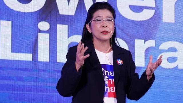 Sudarat Keyuraphan beobachtet bevorstehende Entscheidung der Wahlkommission zur Senatswahl