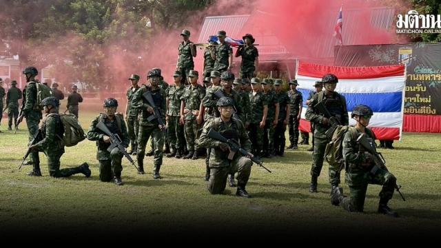 L'armée thaïlandaise rapporte plus de 4 000 engagements volontaires en cinq jours