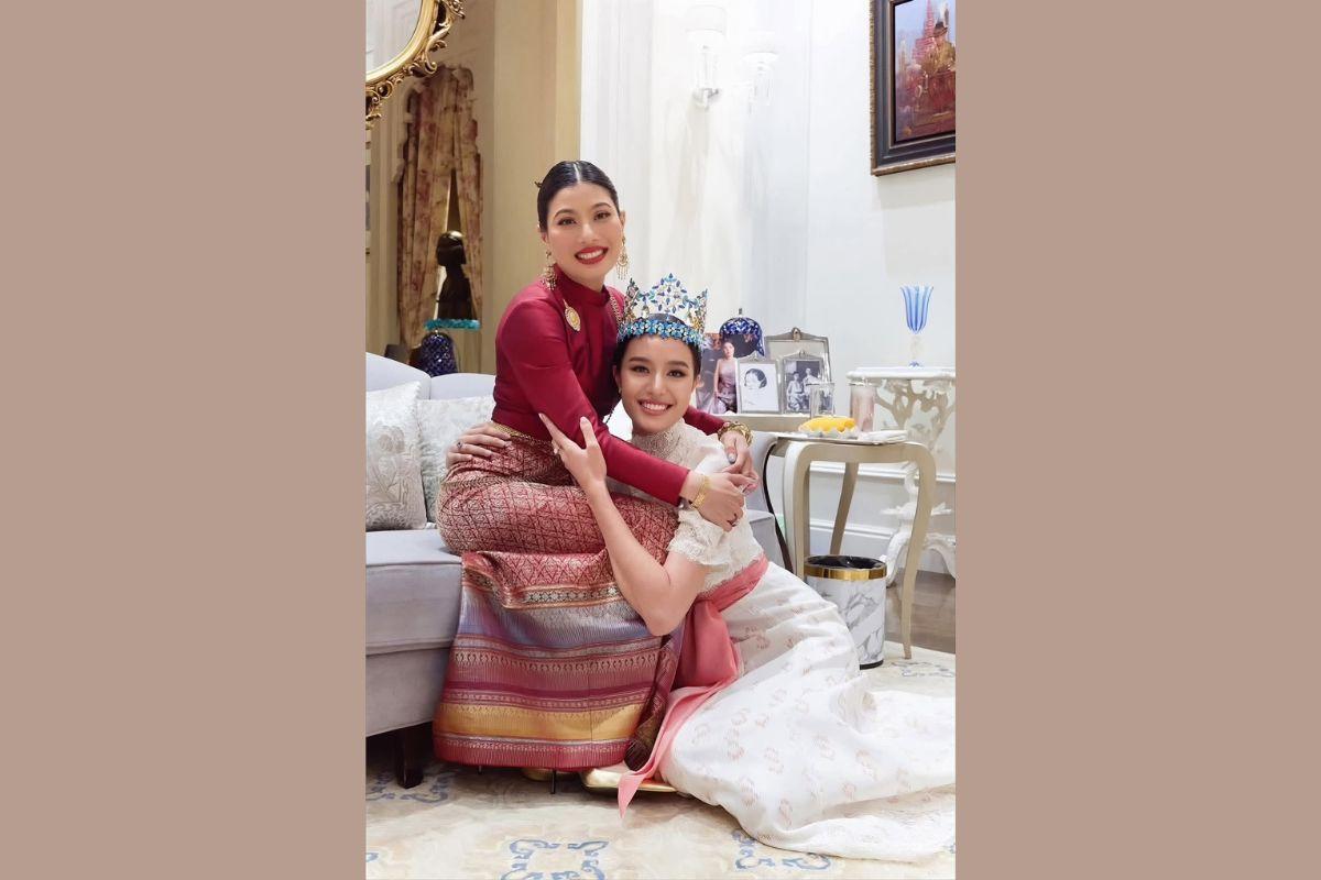 Princesa Sirivannavari reconhecida como mentora pela Miss World 2025 Opal Suchata
