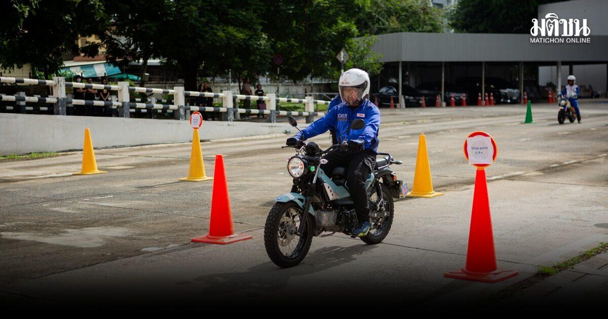 Tailandia mejora la obtención de licencias de motocicleta con una nueva 'Estación de Frenado'