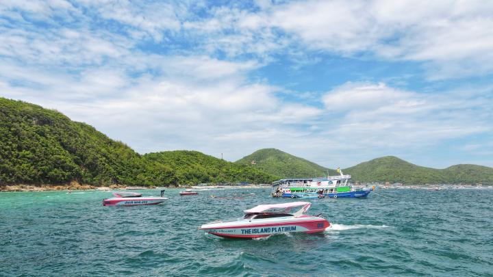 พัทยา: เกาะล้านสำหรับการท่องเที่ยวแบบไปเช้าเย็นกลับ