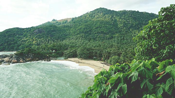 เกาะพะงัน: ชายหาดทางตะวันออกเฉียงเหนือสำหรับวันพักผ่อนที่ช้าลง