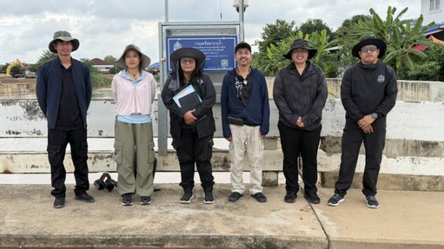 Le Département des ressources en eau effectue la maintenance des systèmes de surveillance dans le nord de la Thaïlande