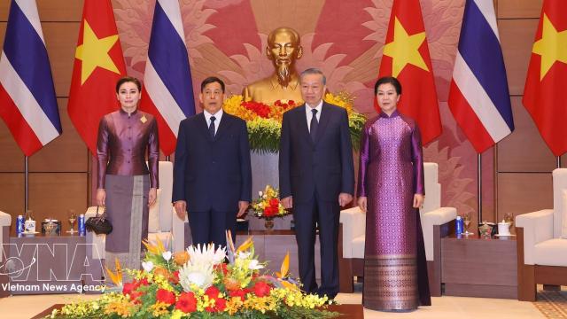 Thai Monarchs Meet with General Secretary of the Communist Party of Vietnam