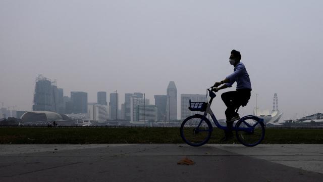 Singapore Faces Record-Breaking Air Pollution Due to Indonesian Wildfires