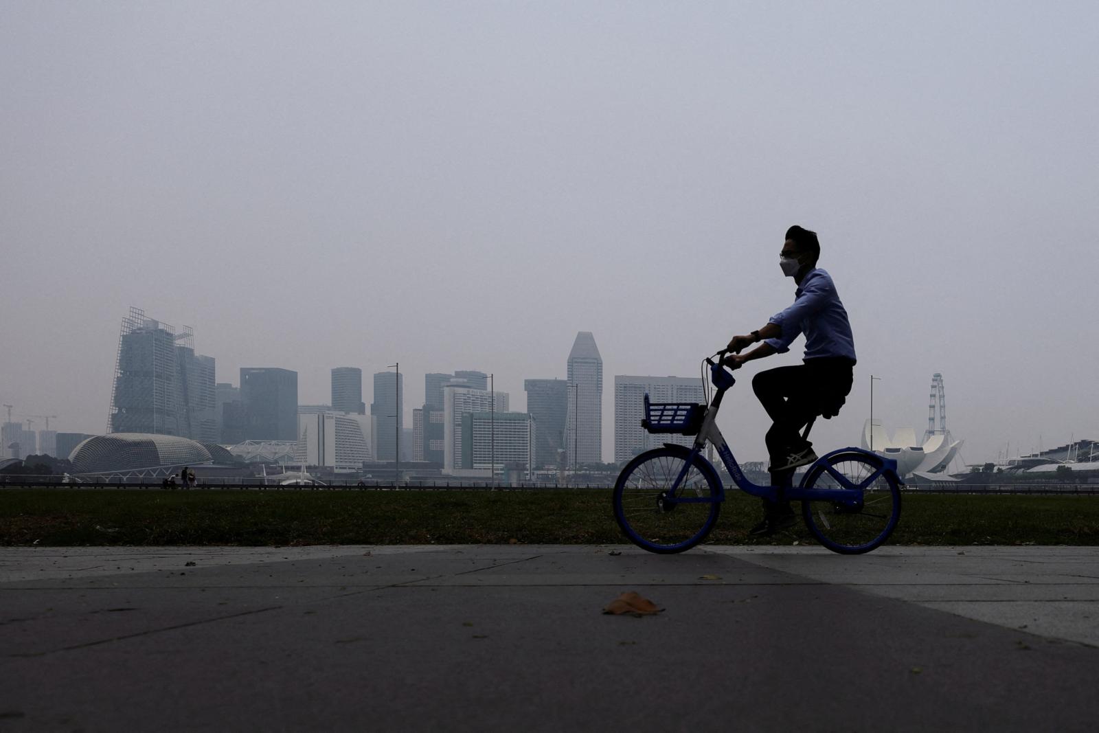 Singapore Faces Record-Breaking Air Pollution Due to Indonesian Wildfires