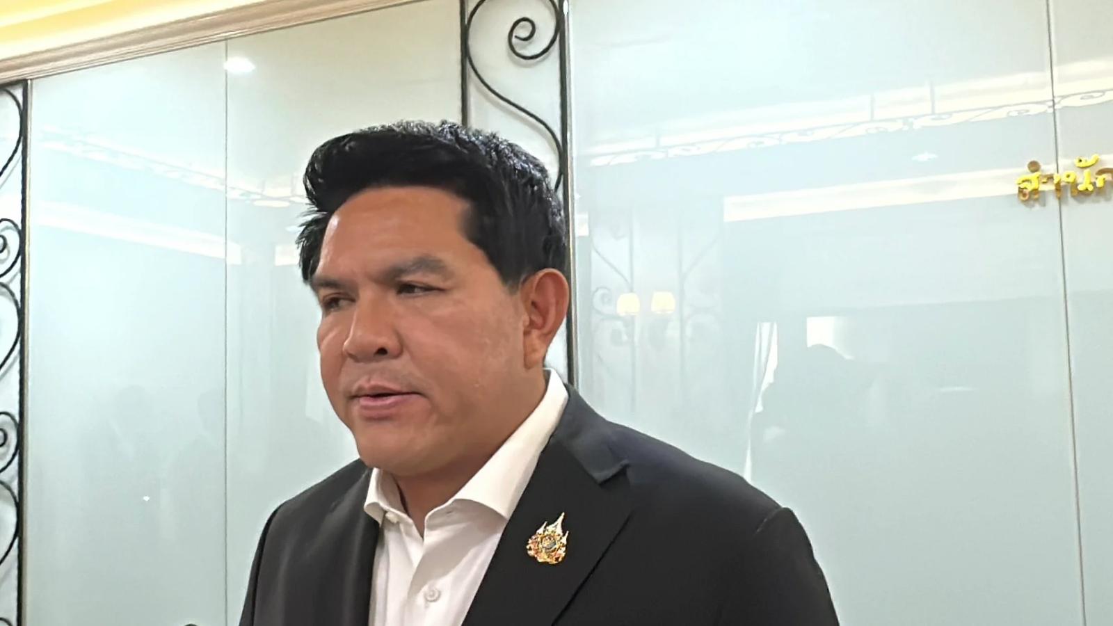 Surasak Aims to Boost Tourism with Year-End Events Following Phuket Floods