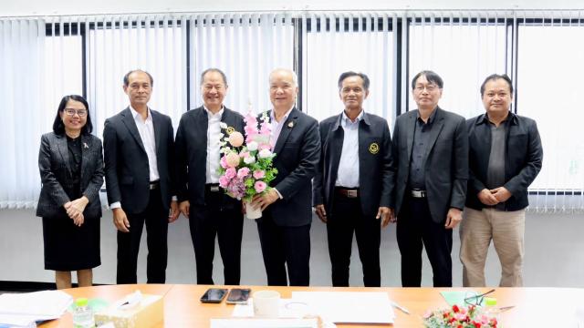 Сомкид Чуэахонг назначен новым исполнительным председателем Фонда реабилитации и развития фермеров