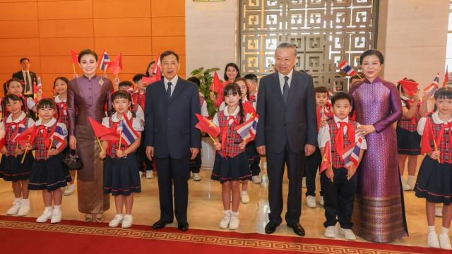 Vietnamesischer Präsident empfängt thailändische Monarchen mit offiziellem Zeremoniell