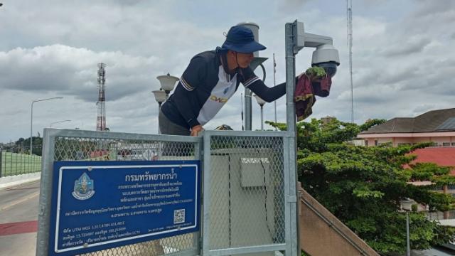 Department of Water Resources Conducts Maintenance on Tha Chin River Monitoring Systems