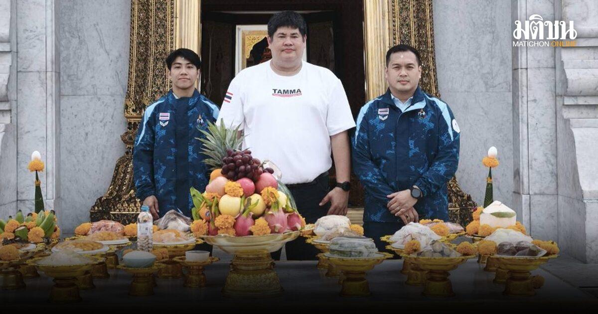 Thailändisches MMA-Team besucht den Stadtsäulen-Schrein vor den Asienspielen