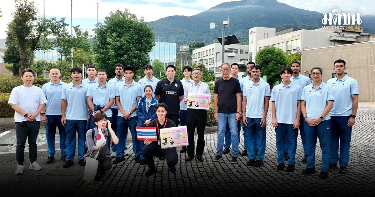 Thailands Männer-Volleyballteam erreicht Nagoya für die Asienspiele