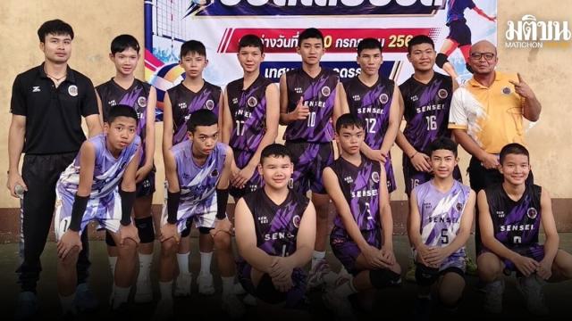 Die städtische Schule 6 in Udon Thani strebt nationalen Erfolg im Volleyball an