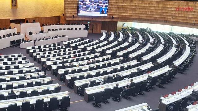 Parliamentary Debate Over Election Commission Report Sparks Heated Confrontation