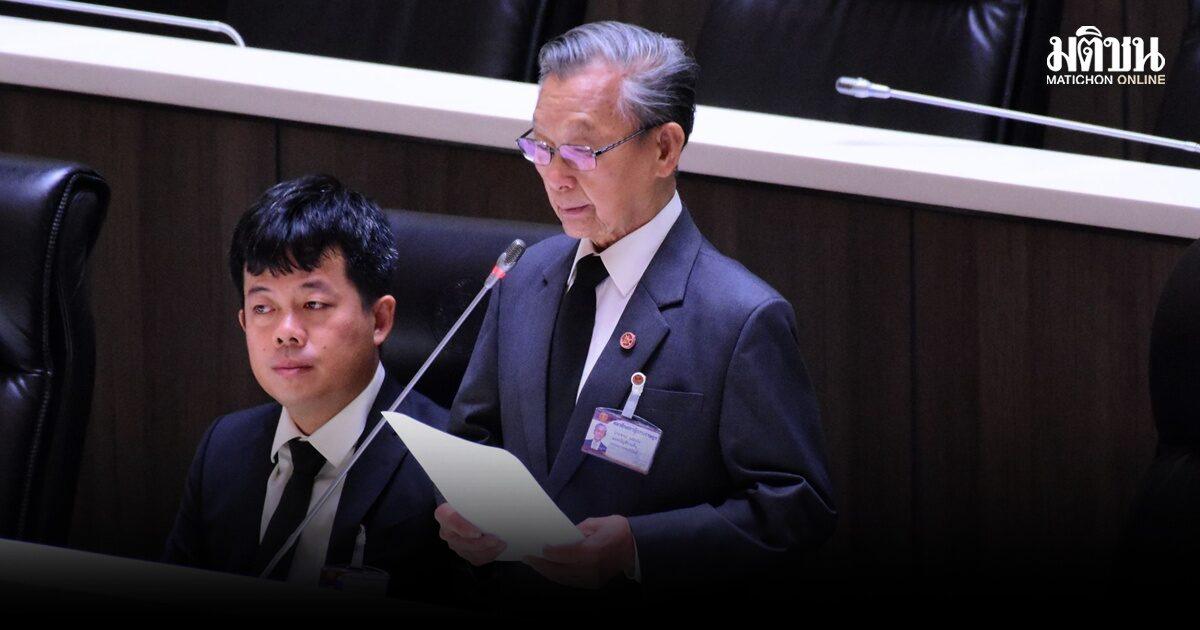 Chuan Leekpai critica la Commissione Elettorale tra accuse politiche