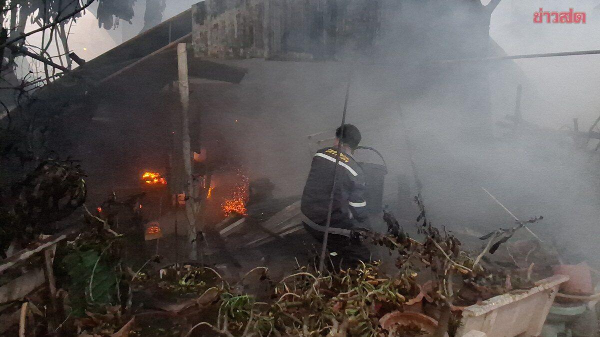 Fire Destroys Outbuilding in Samut Prakan, Claims Pet Dog
