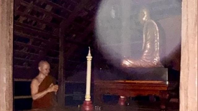Célébration religieuse en l'honneur de Somdet Phra Buddhaghosacariya