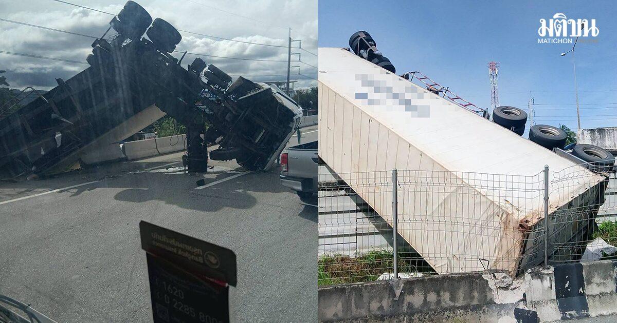 Traffic Disruption on Motorway Route 7 Following Trailer Accident