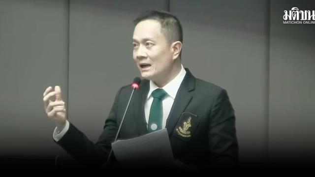 El Ayuntamiento de Bangkok debate la adquisición de camiones de basura eléctricos