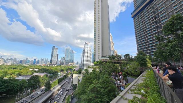 La competencia minorista se intensifica cerca del Parque Lumphini