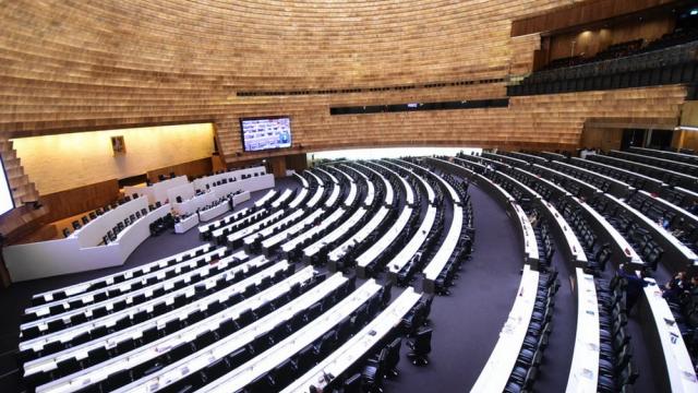 Parlamentarische Haushaltsdebatte wegen inhaltlicher Bedenken ins Stocken geraten