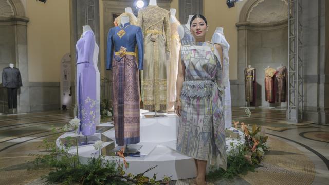 Department of Cultural Promotion Showcases Thai National Costumes in Tokyo