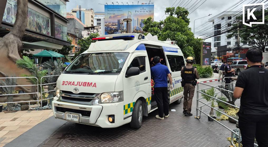 Newborn rescued following emergency birth at Pattaya shopping center