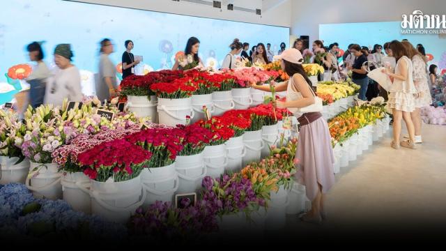 Bangkok Flower Festival 2026 Opens at Pak Khlong Talat