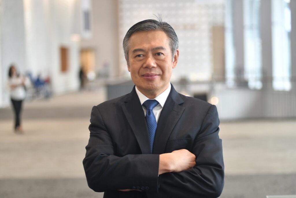 Dr. Supavud Saicheua beleuchtet chronische Probleme der thailändischen Wirtschaft