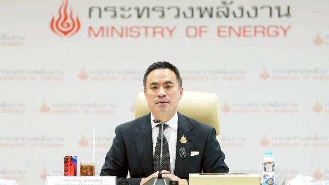 Ministry of Energy Addresses Oil Contamination in Khlong Toei and Yan Nawa Drainage Systems