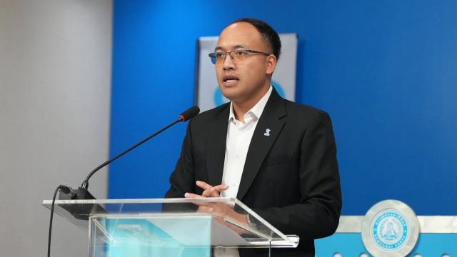 Democrat Party Criticizes AOT’s 50% Airport Fee Hike