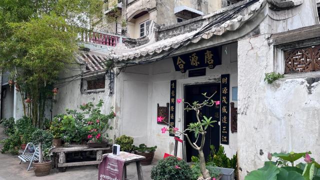 Exploring Khlong San: A Historic Riverside Cultural Hub