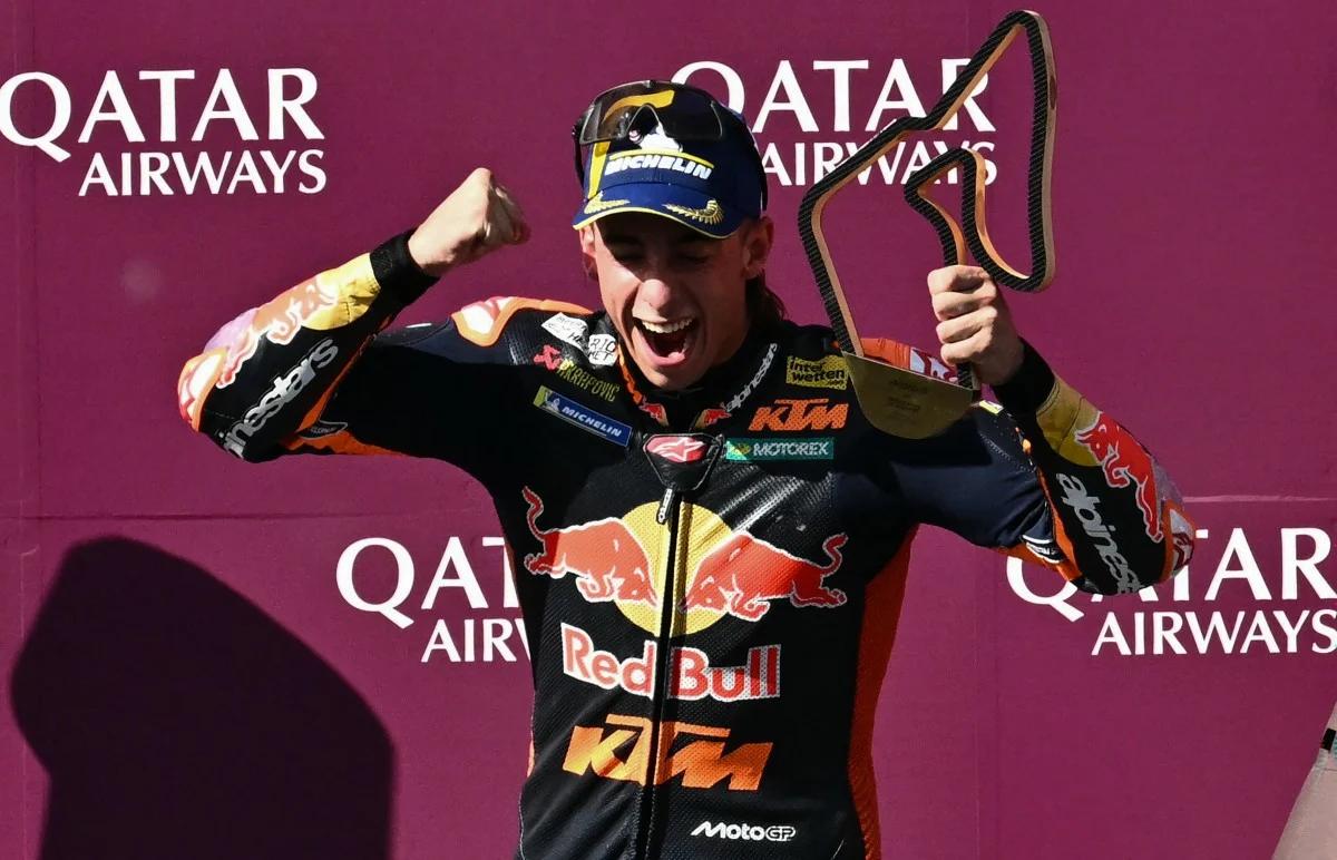 Pedro Acosta sichert sich ersten MotoGP-Sieg in Österreich