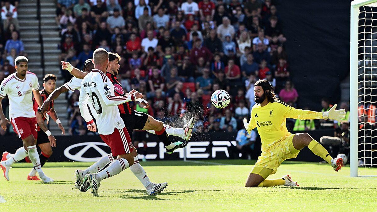 Alisson Becker lobt Liverpool-Abwehr nach Sieg gegen Bournemouth