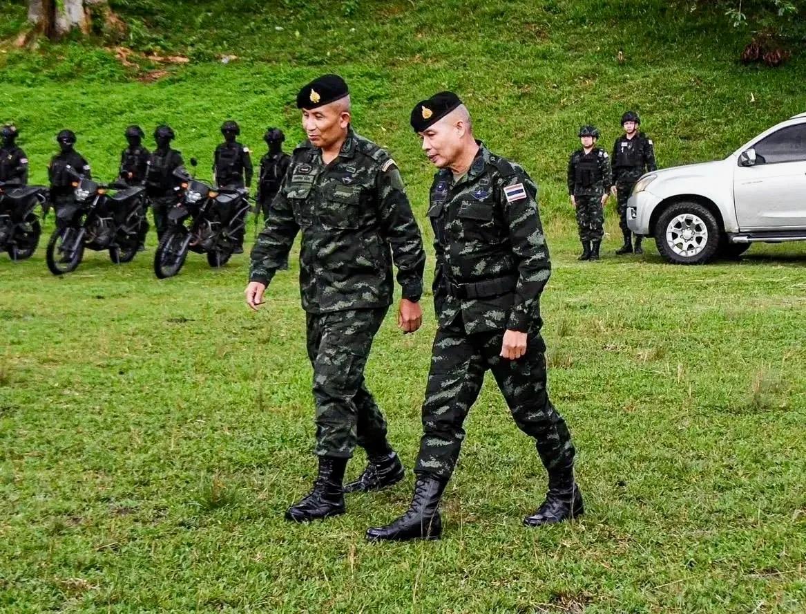 Major General Theppitak Nimit Inspects Narathiwat Border Base