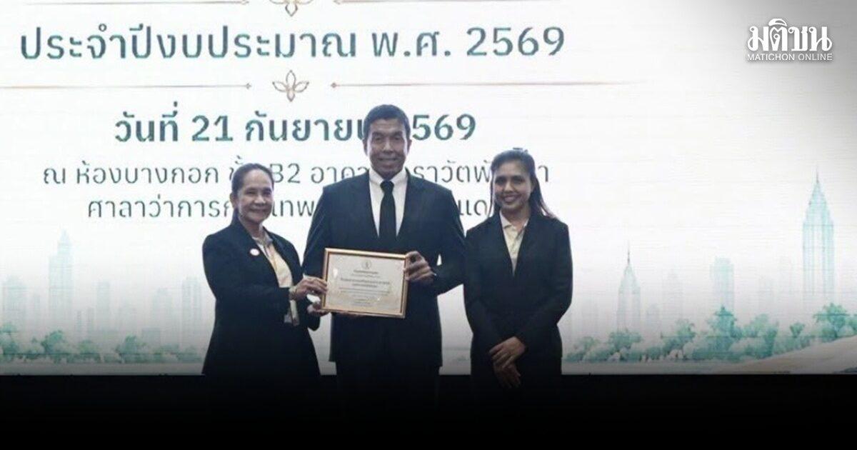 Charoen Krung Pracharak Hospital Recognized for Waste Management Excellence