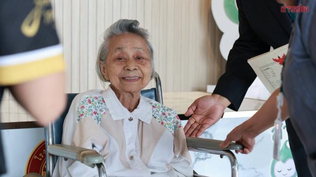 93-Year-Old Retired Officer Donates Land to Priest Hospital