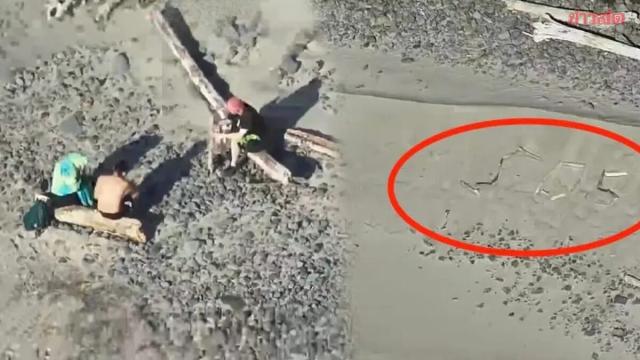Tourists Rescued After Becoming Stranded at Oregon Beach