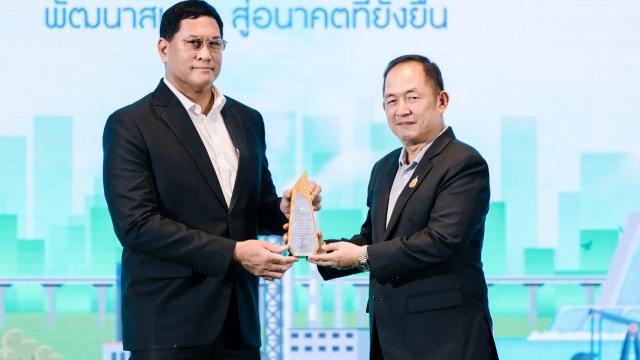 Port Authority of Thailand Receives Two EIA Monitoring Awards