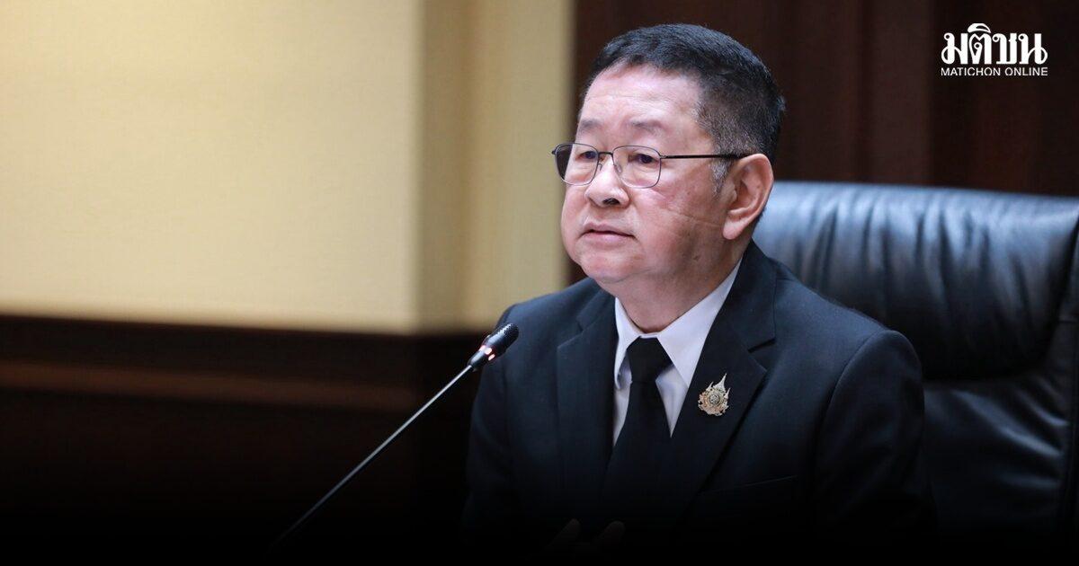 Minister Prasert Awaits Legal Review on Teachers' Council Secretary-General Selection