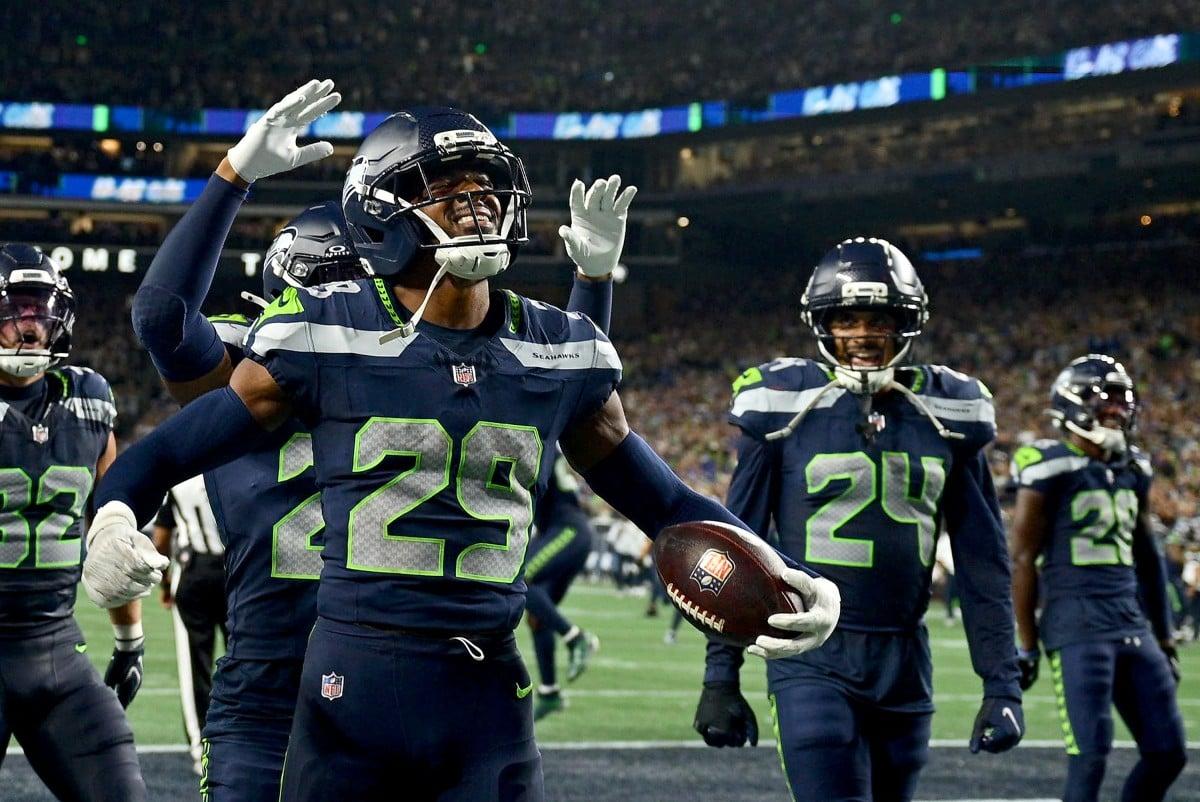 Seattle Seahawks sichern sich knappen Sieg zum NFL-Saisonauftakt